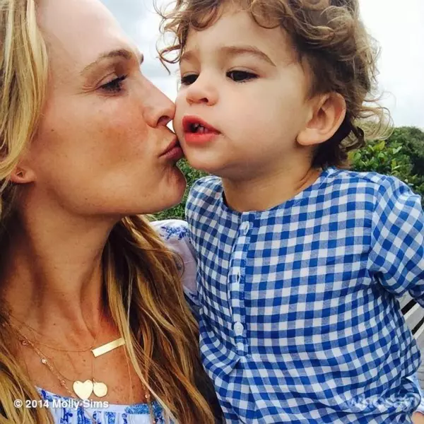 Molly Sims si fiul ei