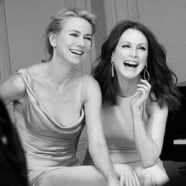 Naomi Watts si Julianne Moore