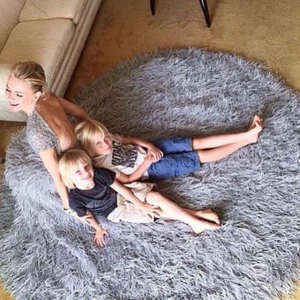 Naomi Watts si copiii ei