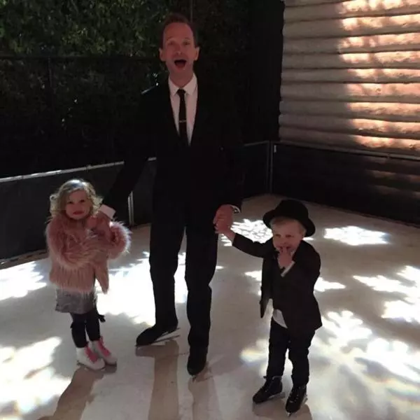 Neil Patrick Harris, Gideon Scott şi Harper Grace