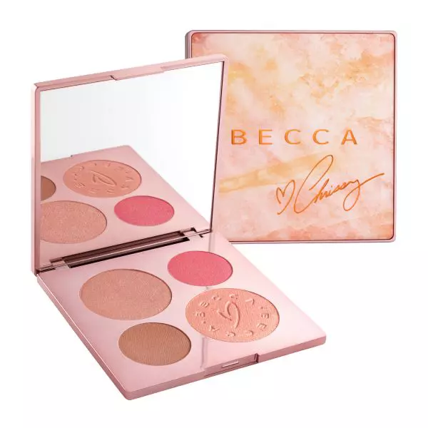 Paletă pentru luminozitate, Becca, BECCA x Chrissy Teigen Glow Face Palette, 203 lei, disponibilă sephora.ro