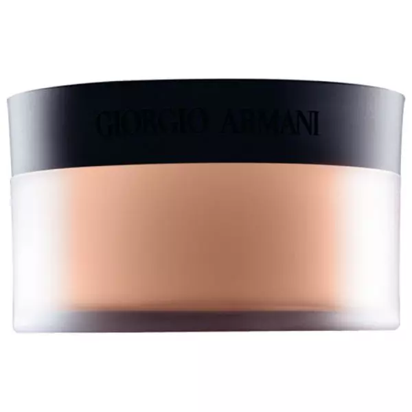Pudră pulbere, Giorgio Armani, 219 lei, disponibilă Douglas