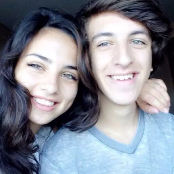 Fiona-si-Luca-copiii-lui-Eduardo-Palomo-600x600