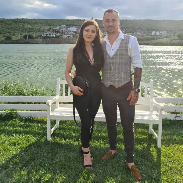 crina-de-la-mpfm-este-insarcinata-Capture2a1