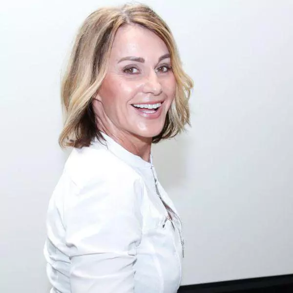 Nadia-Comaneci-intro