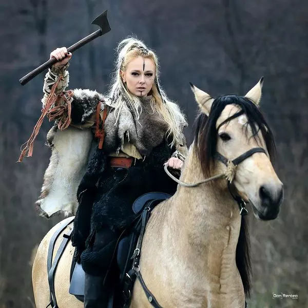 Malinka-Viking-Princess-warrior