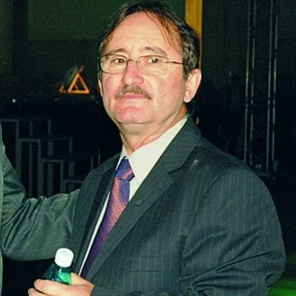 cornel-palade-597036l