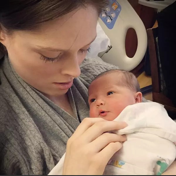 Ioni, fiica lui Coco Rocha