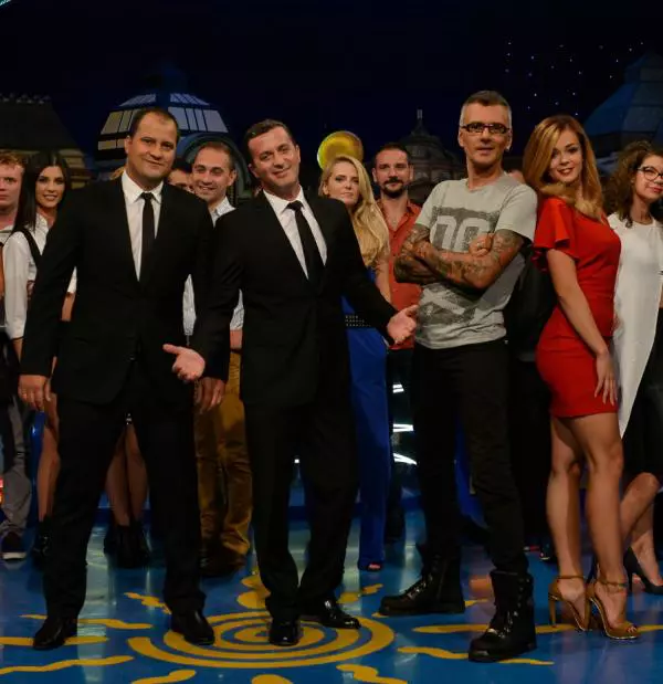 Cronica-Carcotasilor2