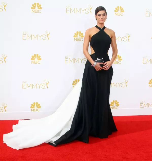 Lizzy Caplan - Rochie Donna Karan