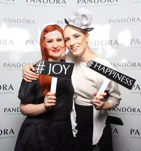 Kristina Dragomir si Alina Tanasa