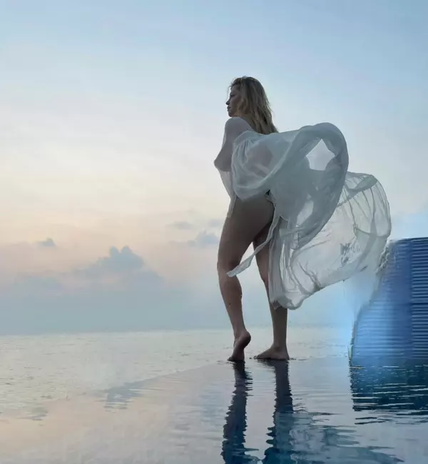 Loredana în vacanță în Maldive