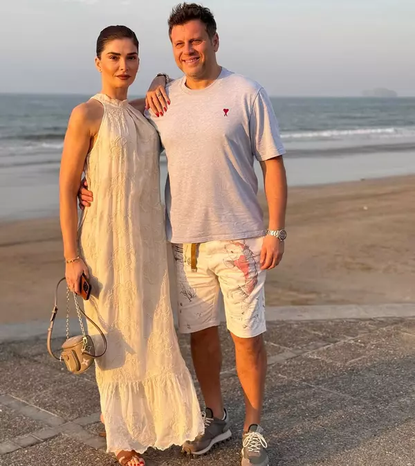 Alina Pușcaș și soțul ei (5)