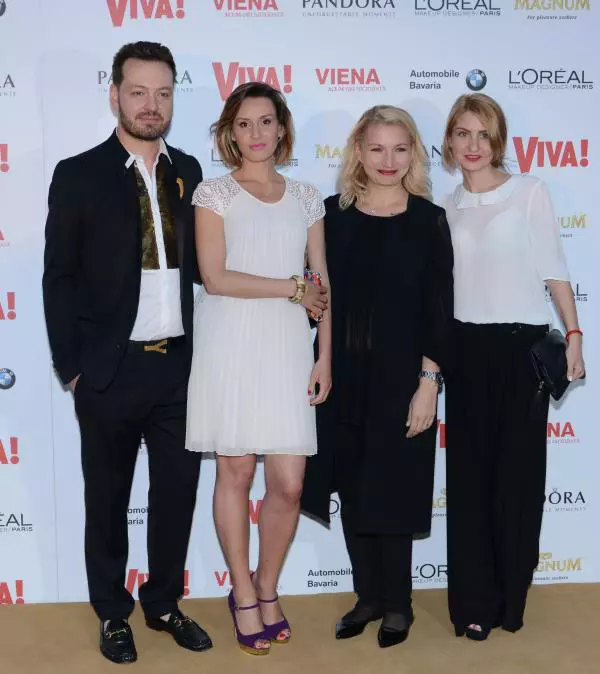 Alexandru Abagiu, Anca Stefan, Mihaela Munteanu si Loredana Buta