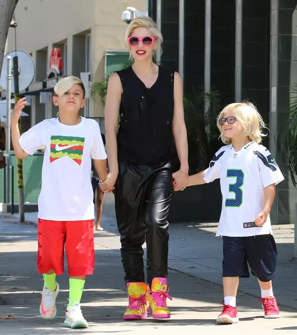 Gwen Stefani cu Zuma si Kingston 