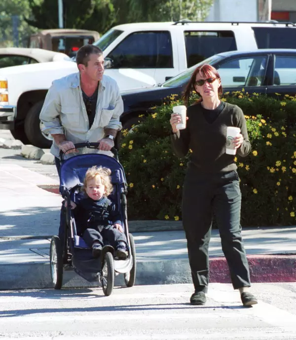 Mel Gibson și Robyn Denise Moore