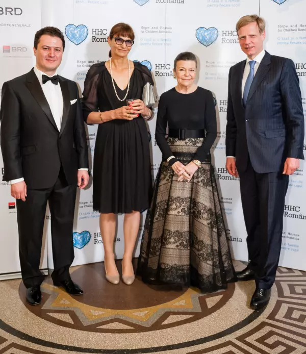 Stefan Darabus (Director National HHC Romania), Principesa Marina Sturdza, Steven si Valeria Van Groningen