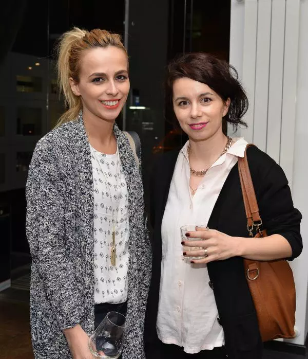 Oana Popoiag si Claudia Cojocea (Viva!)