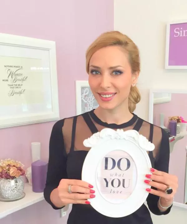 Iulia Vantur