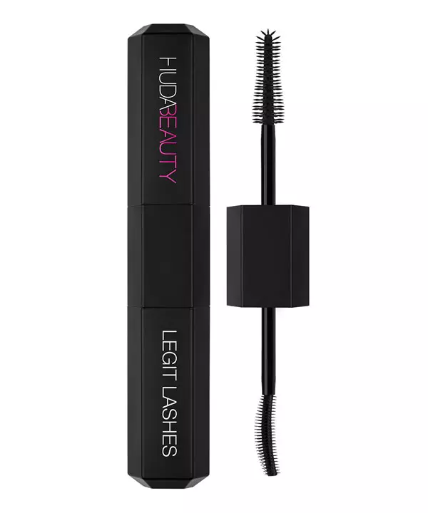 Mascara pentru volum Legit Lashes Mascara, Huda Beauty, 130 lei (exclusiv în magazinele Sephora)