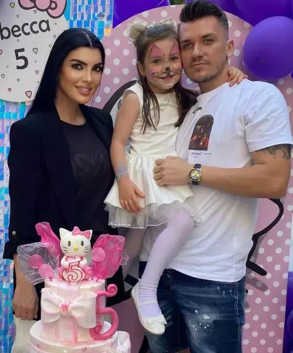 cine-este-sotul-andreei-survivor-6