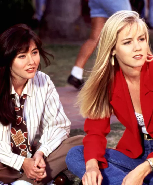 Shannen Doherty s-a luat la bătaie cu Jennie Garth, pe platourile de filmare Beverly Hills 90210