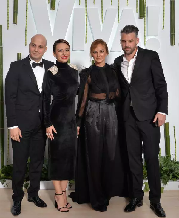 Vlad Huiu, Giulia Anghelescu, Roxana Ionescu si Tinu Vidaicu