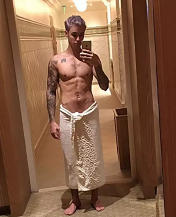 Pentru fanii de pe Instagram.