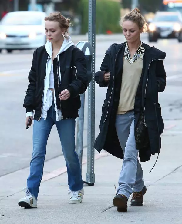 Vanessa Paradis si Lily-Rose