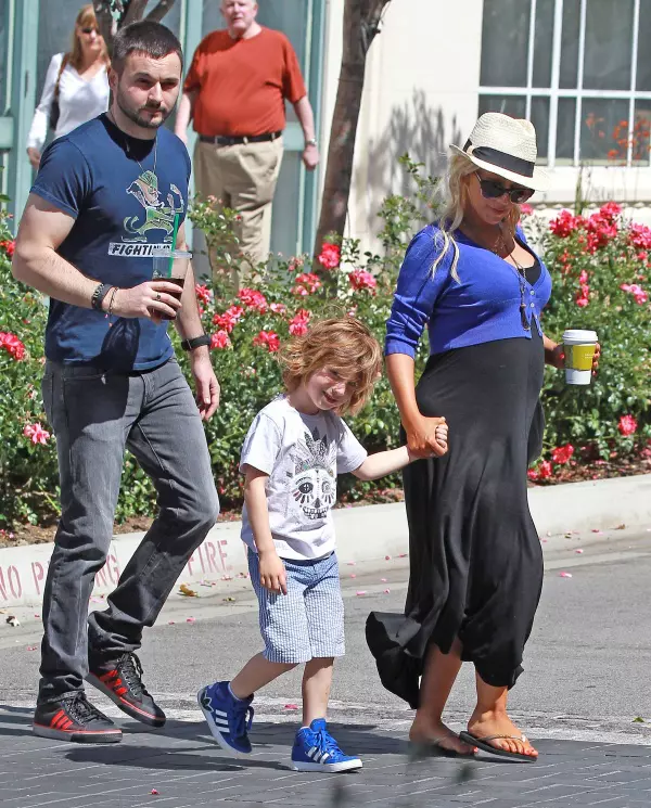 Christina Aguilera, Matt Rutler si Max