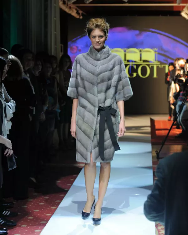 Prezentare de moda Mengotti