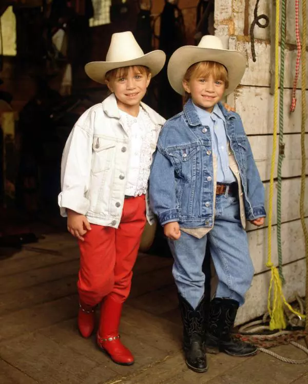 Mary Kate și Ashley Olsen