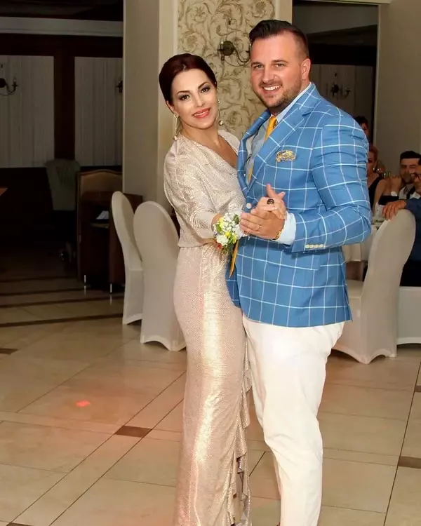 angela si sotul ei