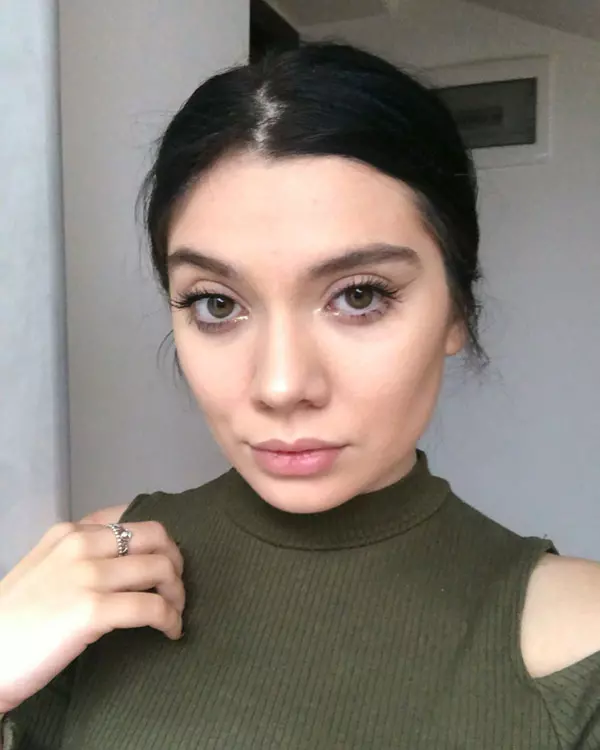 24 de ore de izolare cu… Magda (aka Magdyz)