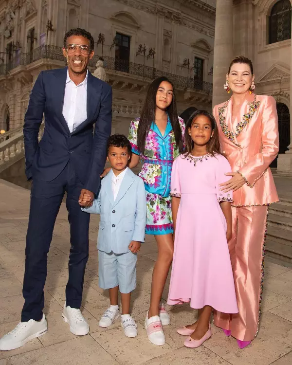 18. Ellen Pompeo, Chris Ivery și cei trei copii, Sienna May, Stella Luna și Eli Christopher