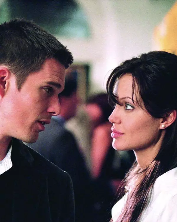 3. Ethan Hawke și Angelina Jolie