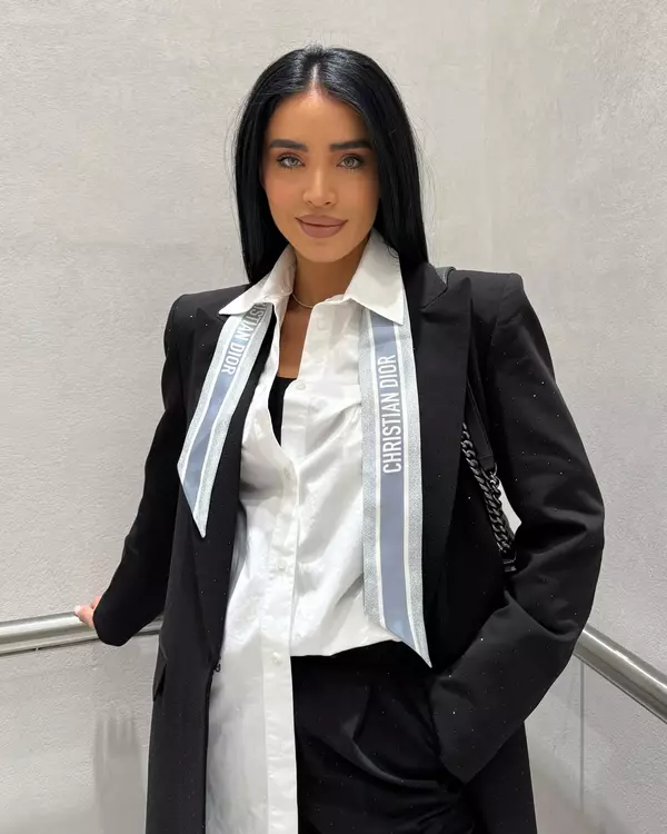 1. Adelina Pestrițu