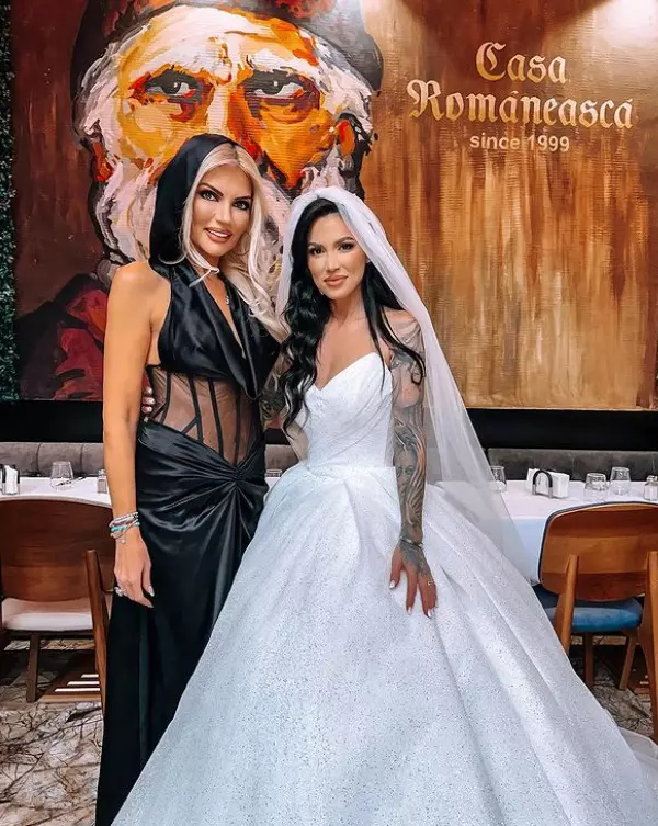 nasa-roxana-vancea-laura-vicol-1