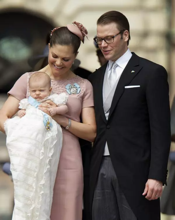 Impreuna cu Printesa Estelle, fetita lor