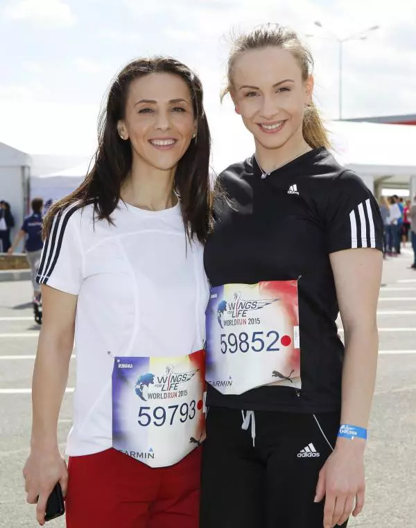Andreea Raducan si Sandra Izbasa