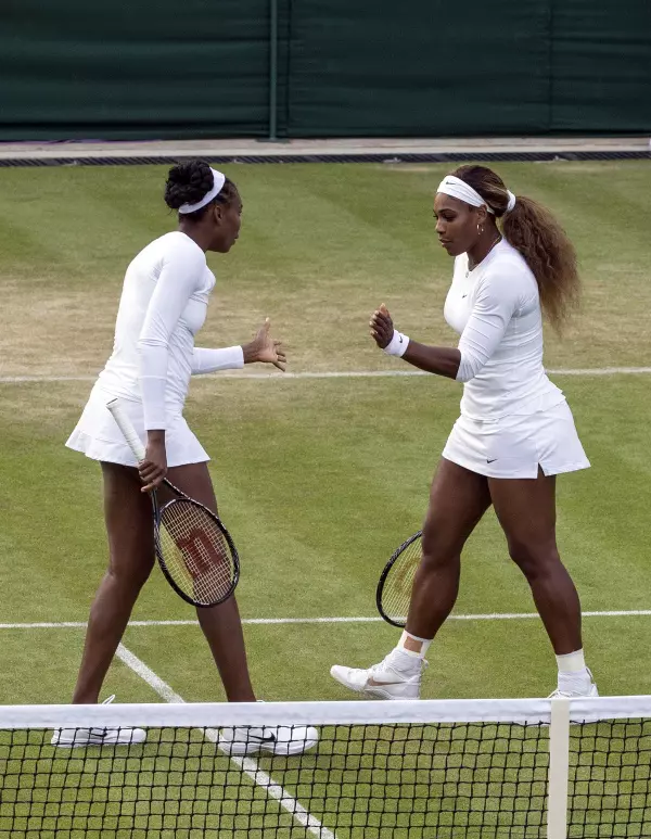 Venus si Serena Williams
