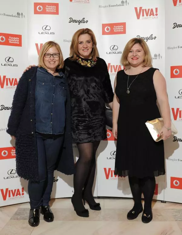 Raluca Zamfir (Ranevents), Laura  Merdescu (Ringier) si Claudia Miler (Ranevents)