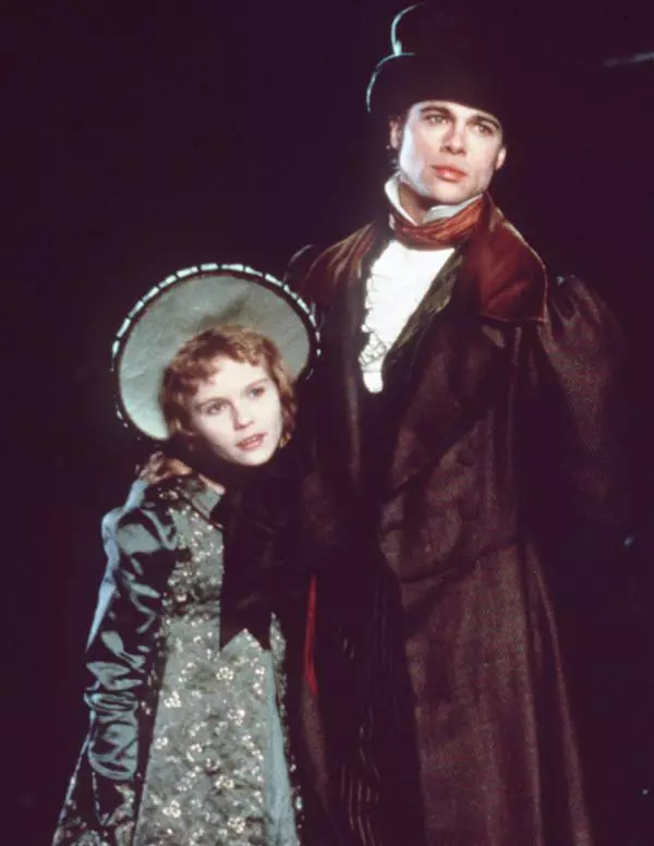 Kirstin Dunst si Brad Pitt in "Interviu cu un vampir"