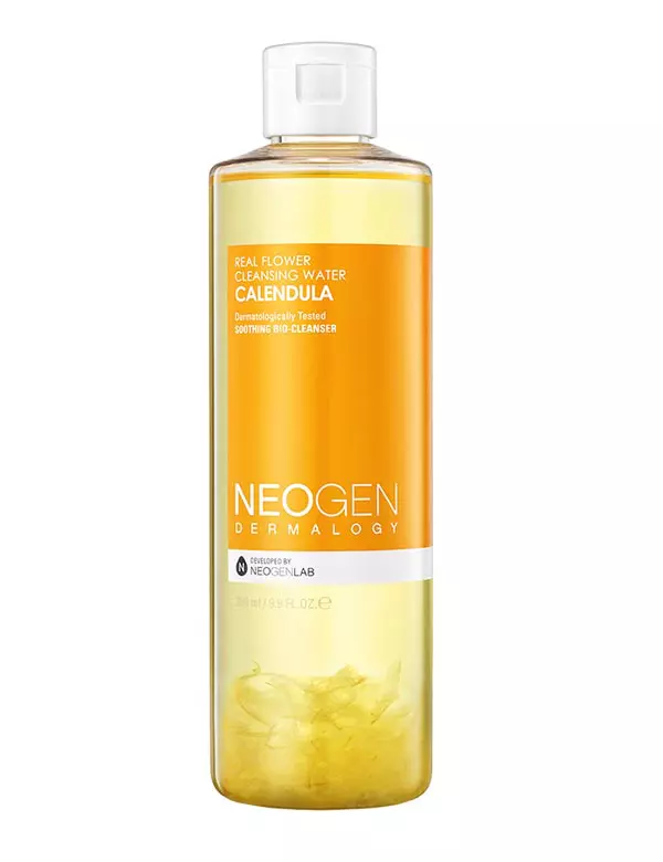 Demachiant Cleansing Water Calendula, Neogen, 105 lei (exclusiv în parfumeriile Douglas)