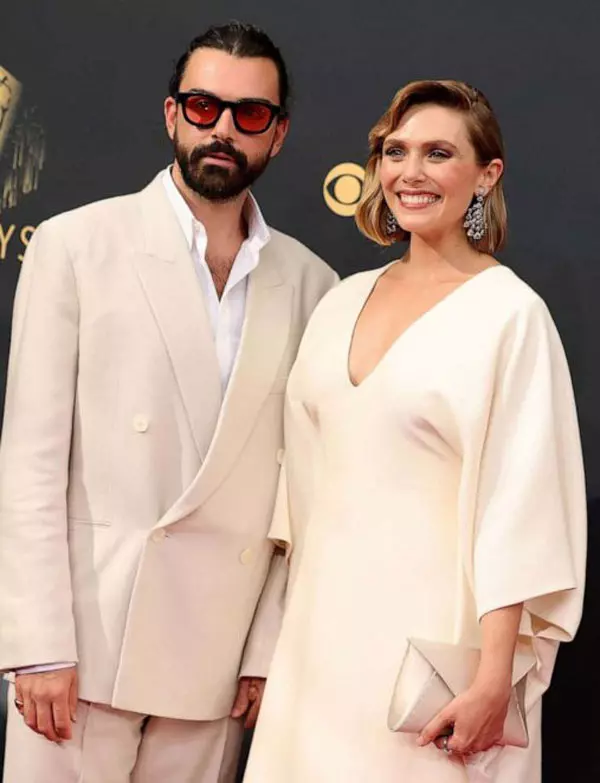 Elizabeth Olsen & Robbie Arnett