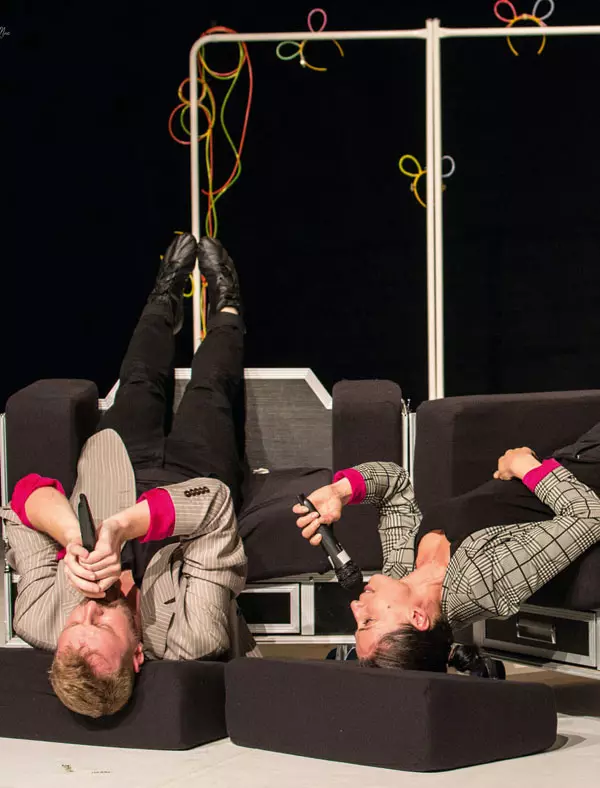 Stagiunea de teatru politic