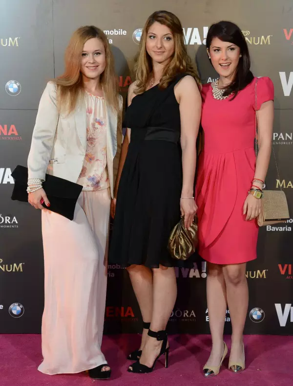 Anca Axente (Mineralium) , Irina Radu (Mineralium)  Laura Iacobescu (Proud PR