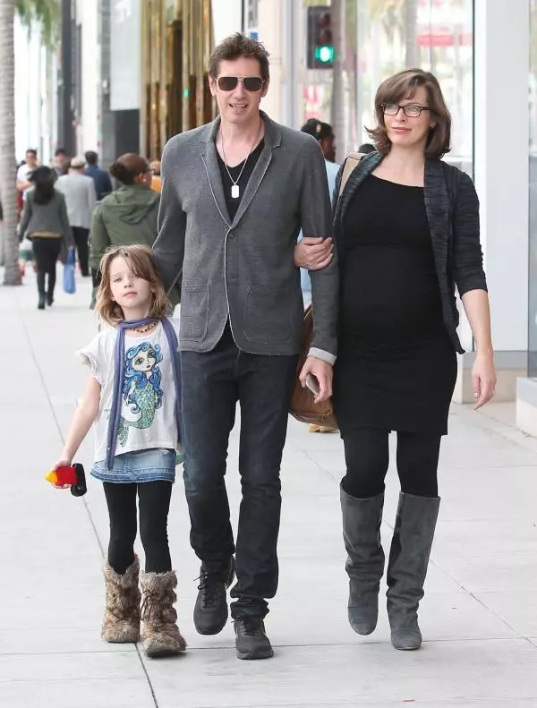 Milla Jovovich si familia