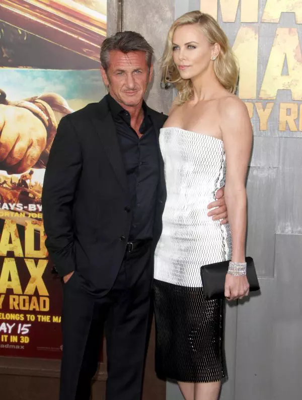 Charlize Theron si Sean Penn