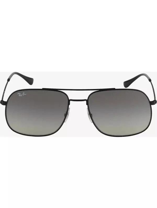 Forma aviator supradimensionată (Ochelari de soare Ray Ban, 660,30 lei, www.aboutyou.ro)